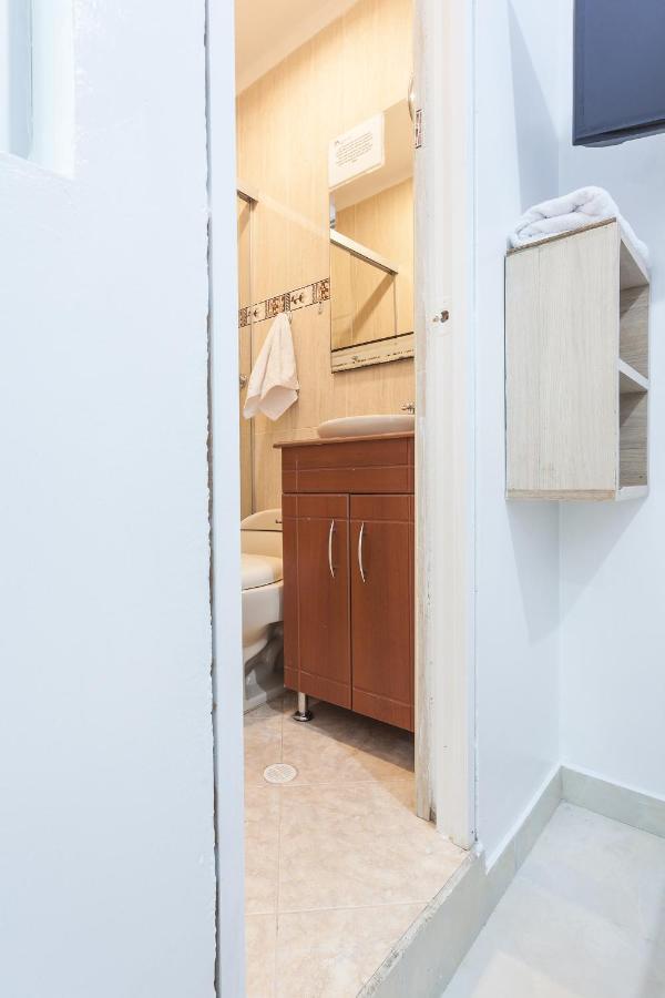 Apartamentos Amoblados Jg De La 70 Medellín Eksteriør billede