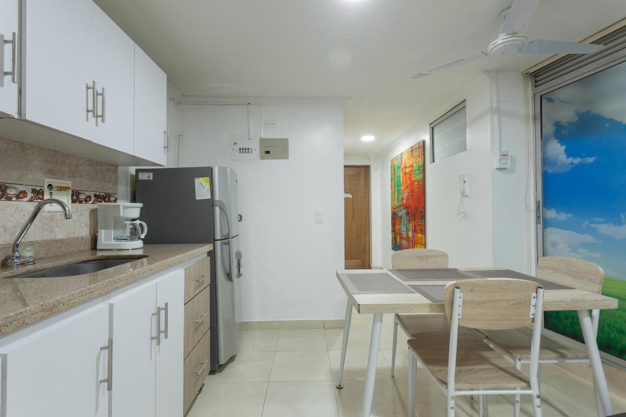 Apartamentos Amoblados Jg De La 70 Medellín Eksteriør billede